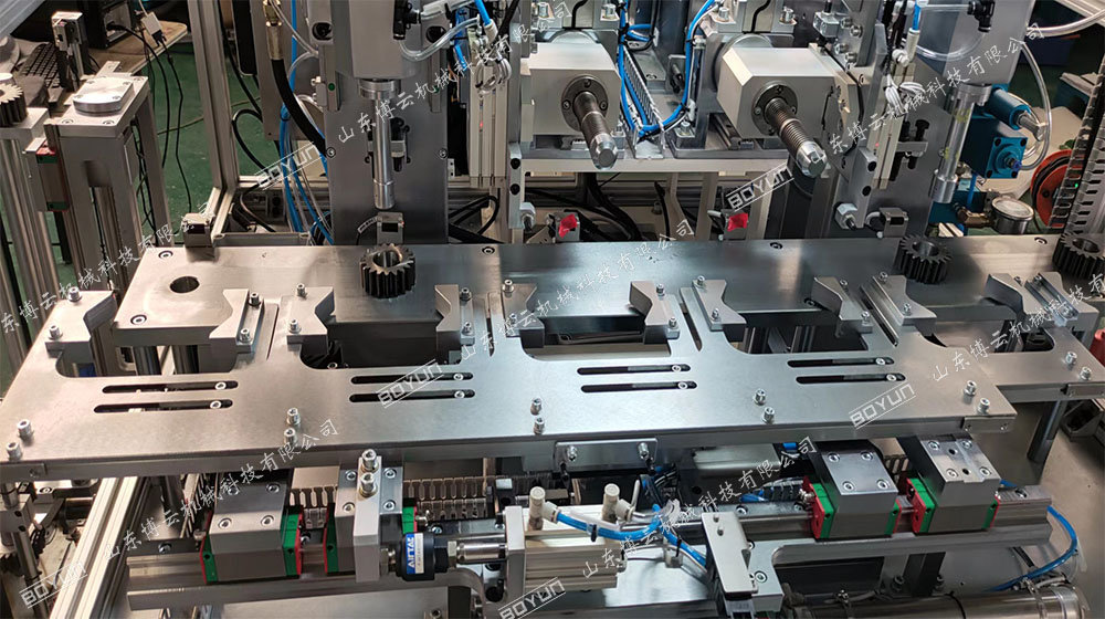 全自動滾針裝配機